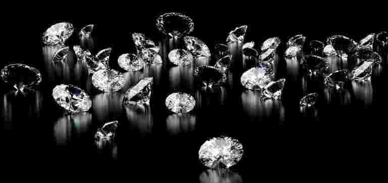 Reliance Jewels的Sunil Nayak表示，珠寶中的鉆石內容飆升