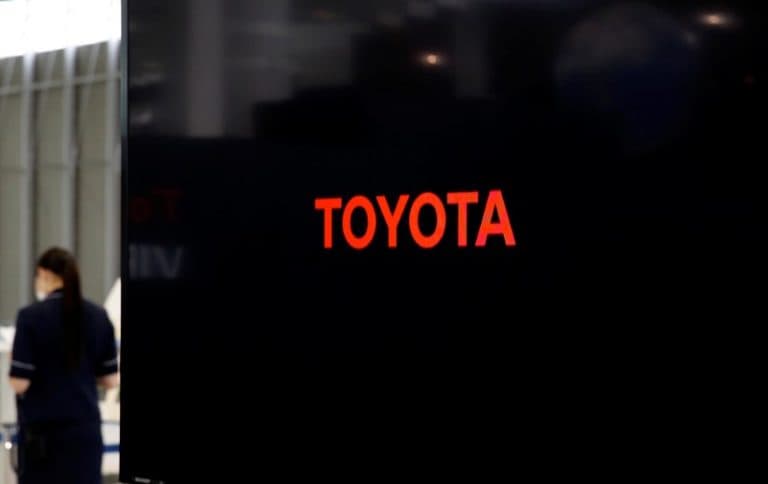 豐田推出新的幸運，Innova Crysa