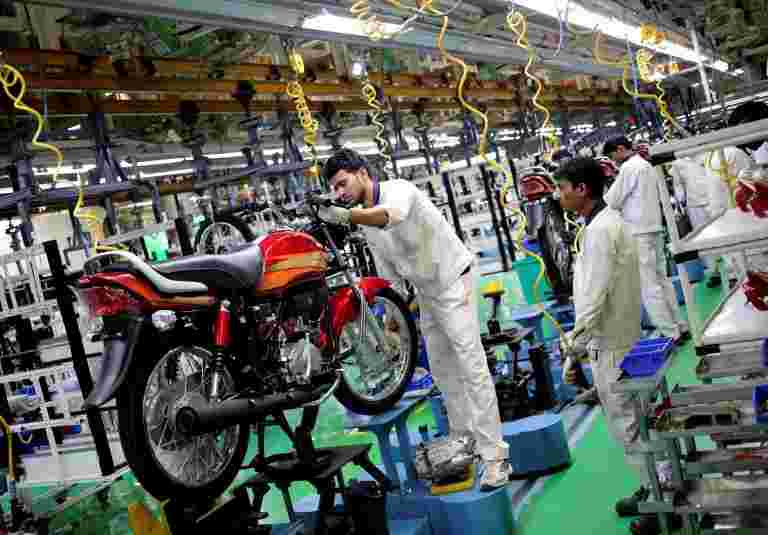 CFO Gupta表示，Hero Motocorp期待2012財年的單位數增長