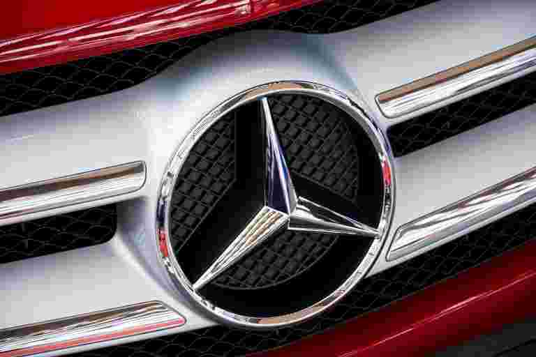 梅賽德斯 - 奔馳在印度推出AMG C 43 4Matic COUP價格為75盧比