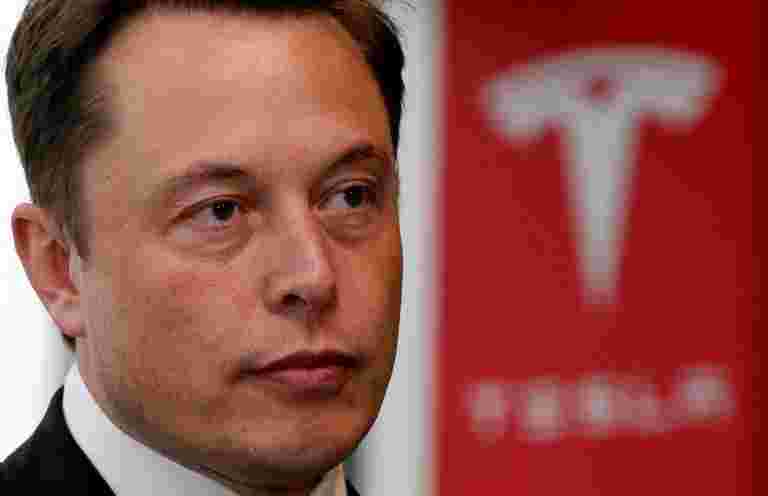 11個Tesla董事會成員中的4名達到2020年