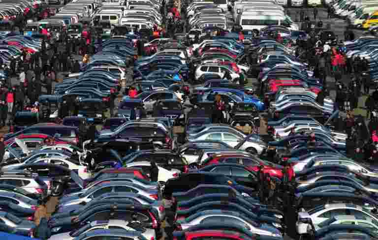 汽車經銷商在3月乘客銷量上升5％時，汽車經銷商稱為最糟糕的行業
