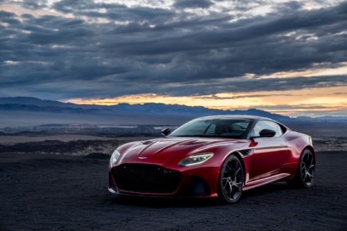 Aston Martin隨著卷下降而搖擺到第三季度虧損