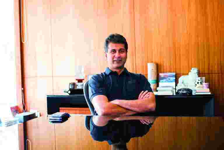 薪水削減尚未確定;絕對沒有工作削減：rajiv bajaj.