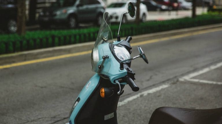 報告稱，Bajaj Chetak在所有新電動頭像中卷土重來