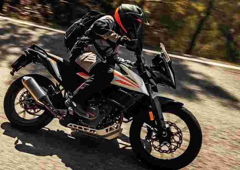 過載評論KTM 250冒險，沃爾沃S60和BMW的G 310 GS