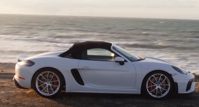 Porsche推出718 Spyder，在印度的Cayman GT4型號718 Spyder;支票價格，功能