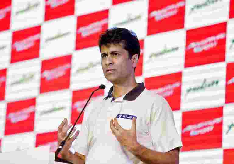 Bajaj Auto M-Cap Crosss 1 Lakh Crore Mark;估值高于雅馬哈，哈雷戴維森，英雄和電視