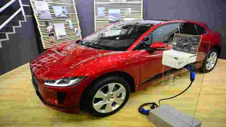 JLR在零售商網站上建立充電網絡，因為它準備在本月晚些時候推出i-Pace