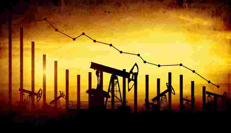 OPEC +促進輸出的談話中的石油集會攤位