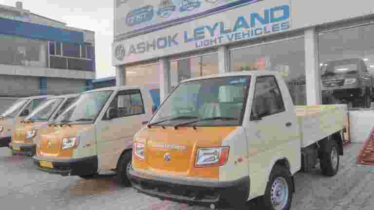 Ashok Leyland 2月銷售額上漲19％，同比為13,703個單位