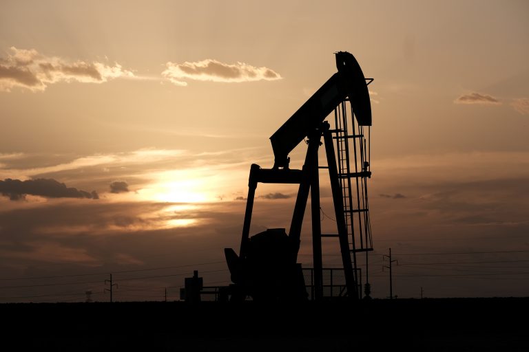 由于OPEC承諾對供應決定的影響，油價上漲