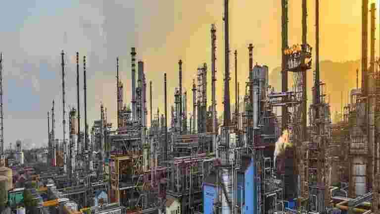 石油，EIL競標BPCL的61.65％股權在Nomagigarh煉油廠