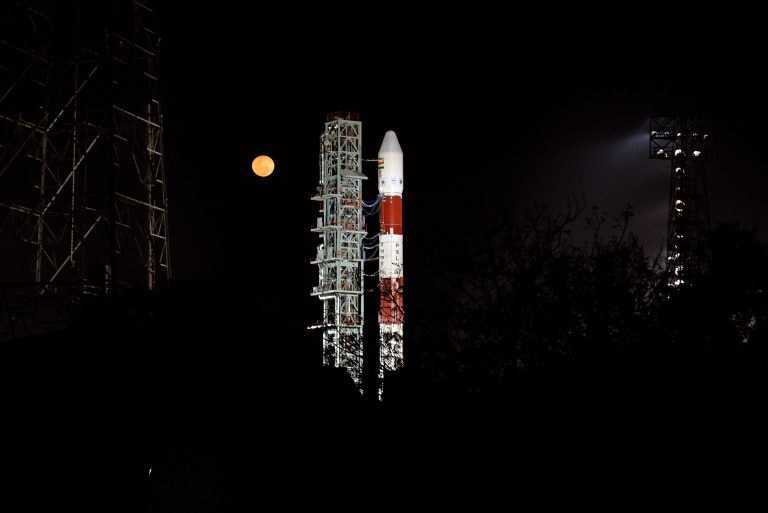 伊羅斯推出PSLV-C44 Kalamsat，MicroSat-R今天：這是你應該知道的
