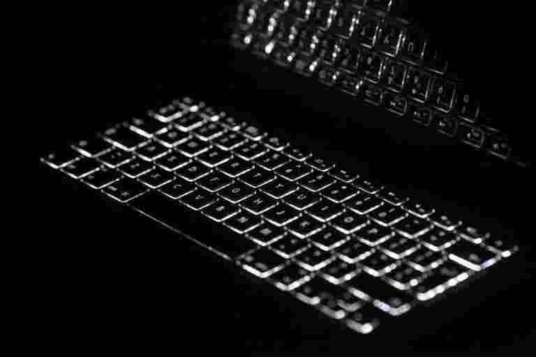 報告稱，今年，Apple今年推出16英寸MacBook Pro