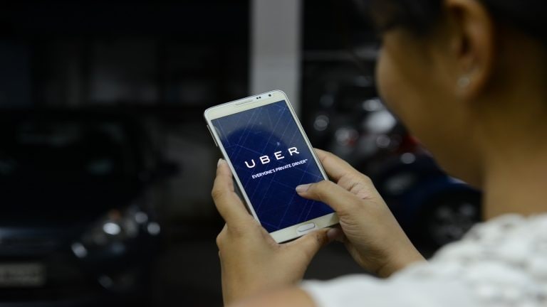 報告說，Swiggy，Zomato在談判購買Ubereats
