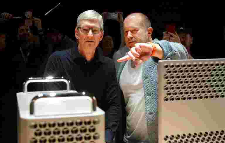 Tim Cook否認報告說，iPhone Designer Jony Ive與他“沮喪”