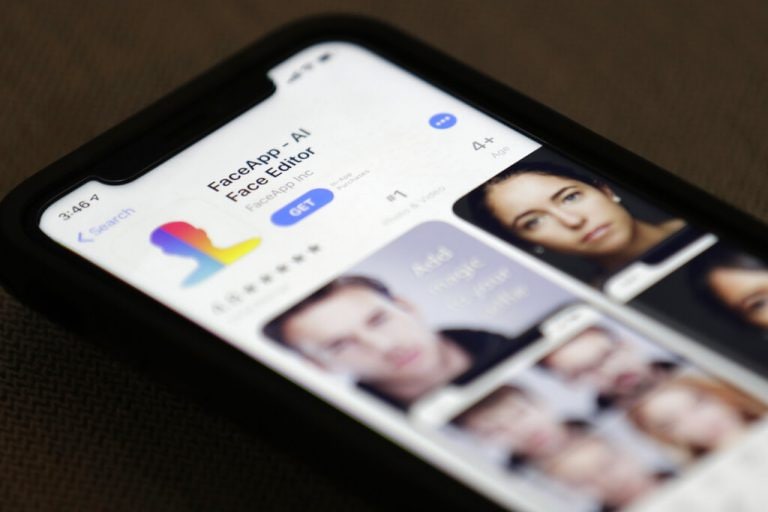 FACEAPP：病毒應用程序中的神話和風險，讓您偷看較大的自我