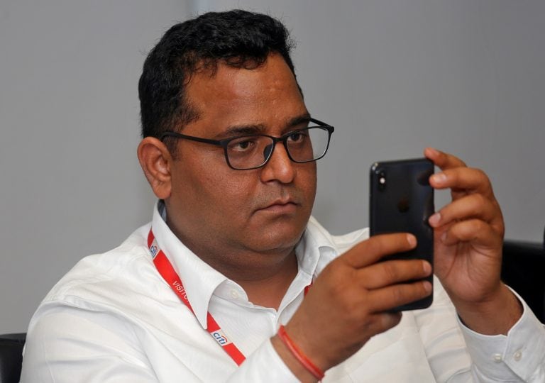 Facebook -JIO交易將使PayTM提供E-Com行業：Vijay Shekhar Sharma.