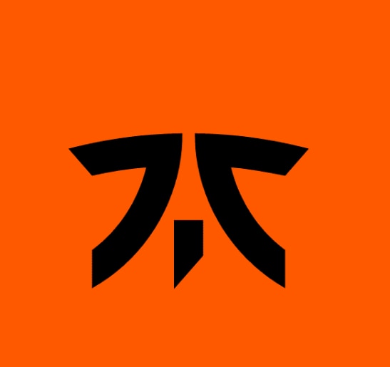 Pocket Aces'Oco和Fnatic Signs長期戰略聯盟，用于Esports內容