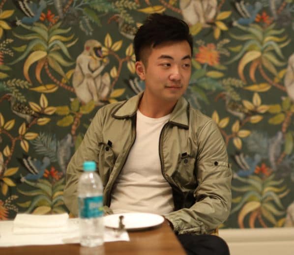 Carl Pei在斯德哥爾摩的青少年工程中沒有繩索，作為創始合作伙伴