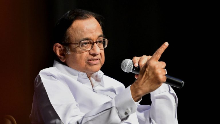 GST實施稅收恐怖主義的一個例子：Chidambaram.
