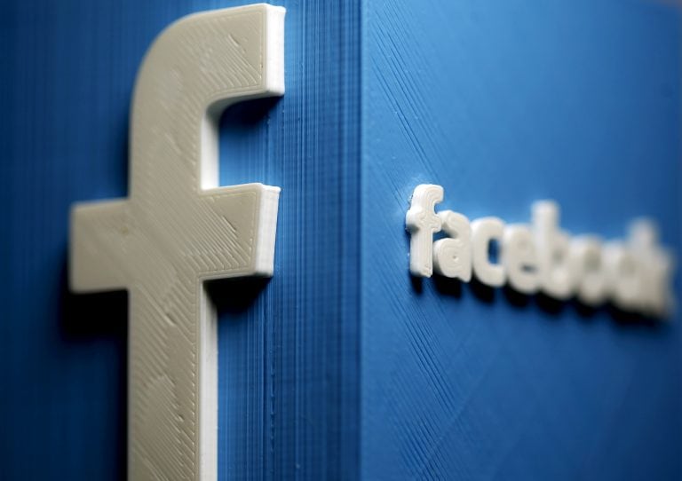 報告稱，高管在Facebook中謹考慮在Facebook中獲得最高管理工作