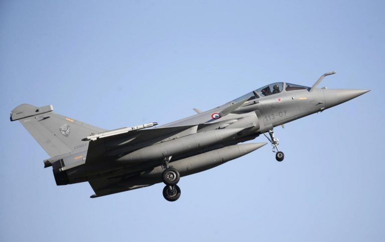 rafale行：Dassault Aviation澄清它已經“自由選擇”搭配Anil Ambani的Reliance