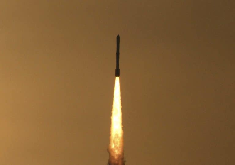 Isro推出了兩個外地地球觀測衛星