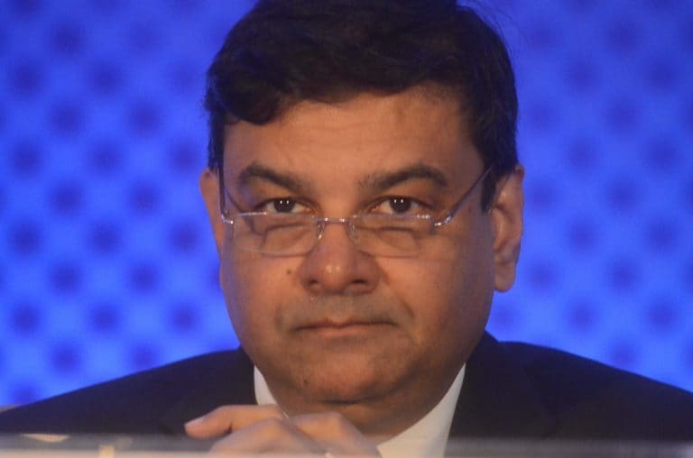 RBI州長Urjit Patel出現在議會面板之前