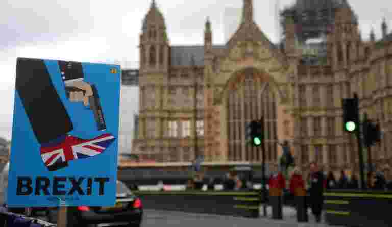 在英國議會拒絕“無交易”退出后，Brexit為延遲延遲