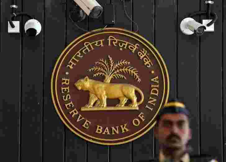 關于RBI 2月12日的最高法院的決定，分析師表示挫折在銀行保持看漲
