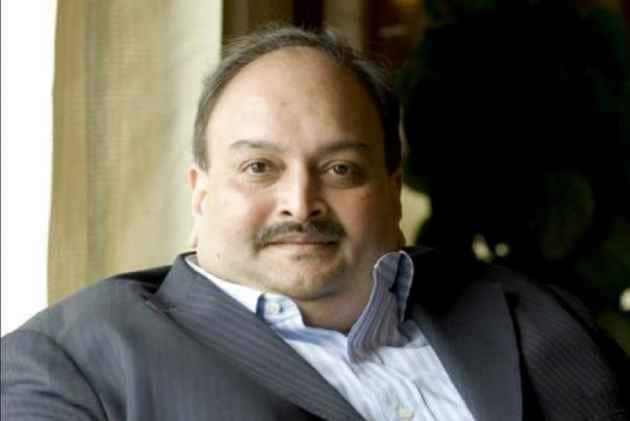 很快就突破了Mehul Choksi，Jatin Mehta作為政府追求大四
