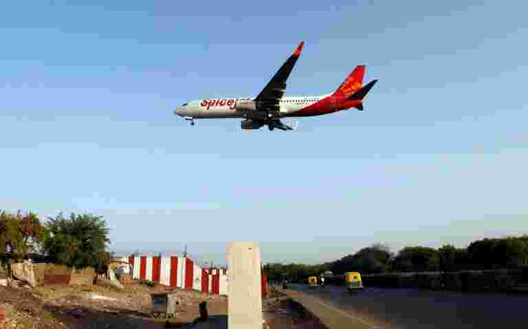 NCLAT解雇了破產辯護者對抗Spicejet