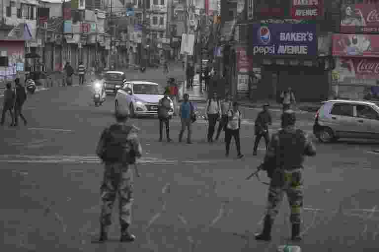 移動互聯網服務再次捕獲Jammu地區
