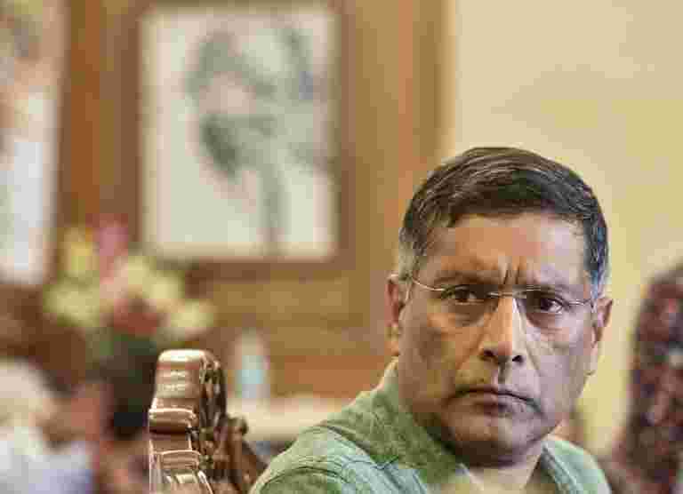 Arvind Subramanian說，允許大多數私人參與PSBS