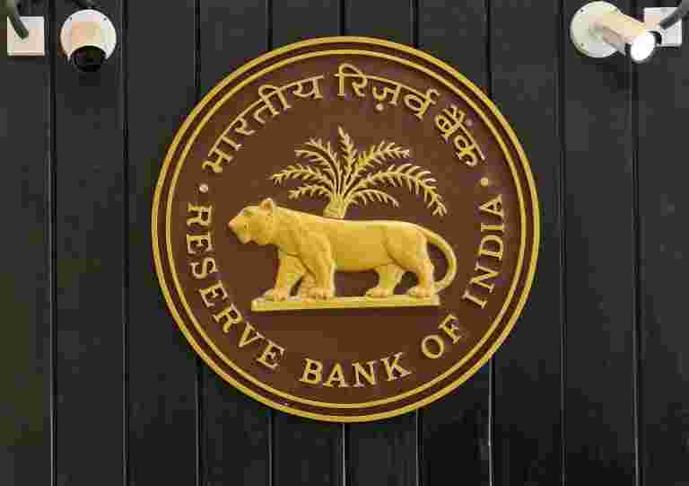 在“惡作劇”的社交媒體謠言之后，不收取9家銀行，澄清了RBI