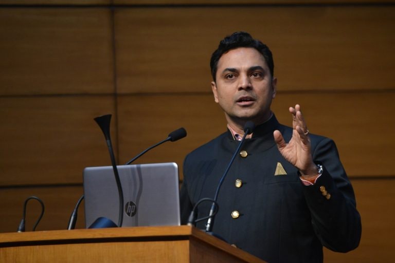 銀行必須避免CRONY貸款，有賠償條款規定，以縮減以造成造成的：CEA Subramanian.
