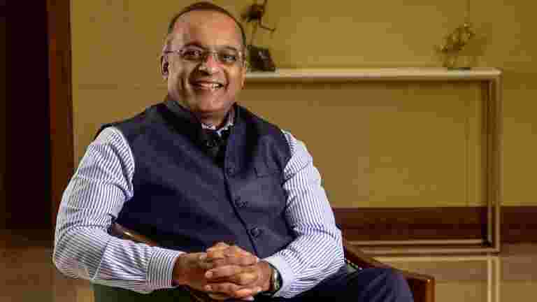 HDFC銀行首席執行官Sashidhar Jagdishan向客戶道歉;銀行致力于戰爭腳來解決它問題