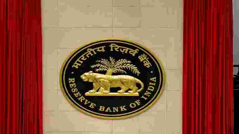 所有剩余的18,000個銀行分支機構被SEP下的CTS：RBI.